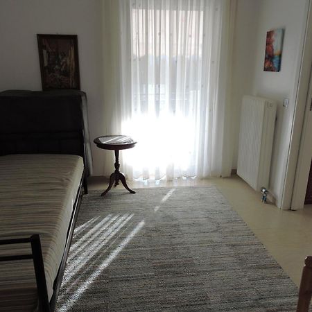 Spiri's House-Deluxe Apartment in Kalabaka-Meteora Bagian luar foto