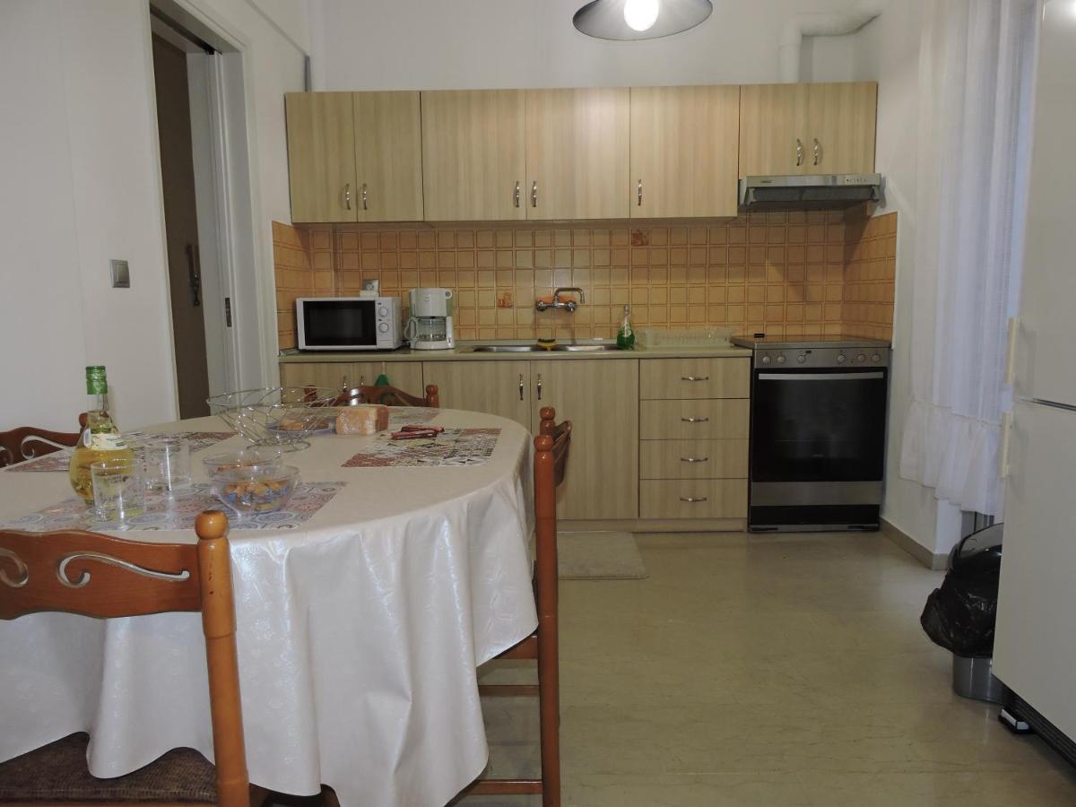 Spiri's House-Deluxe Apartment in Kalabaka-Meteora Bagian luar foto